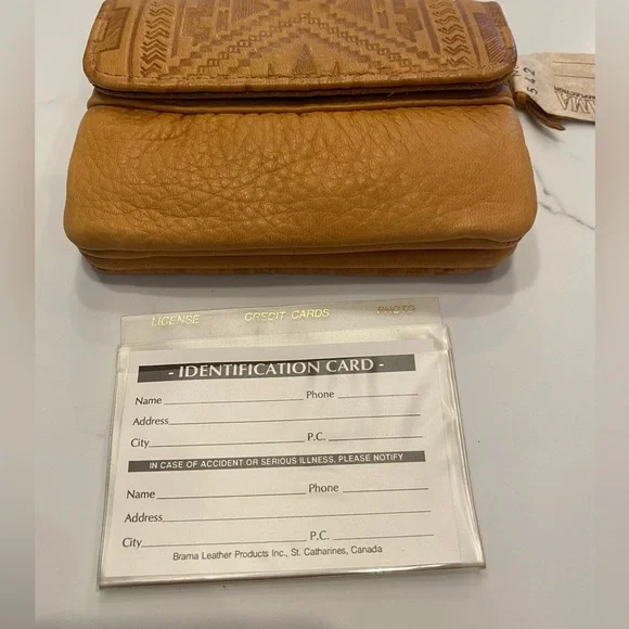 NWOT Brama Handmade Canada Deerskin Tooled Leather Wallet - Picture 4 of 14